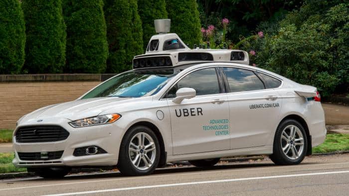 Uber afirma que vai voltar a testar carros autônomos