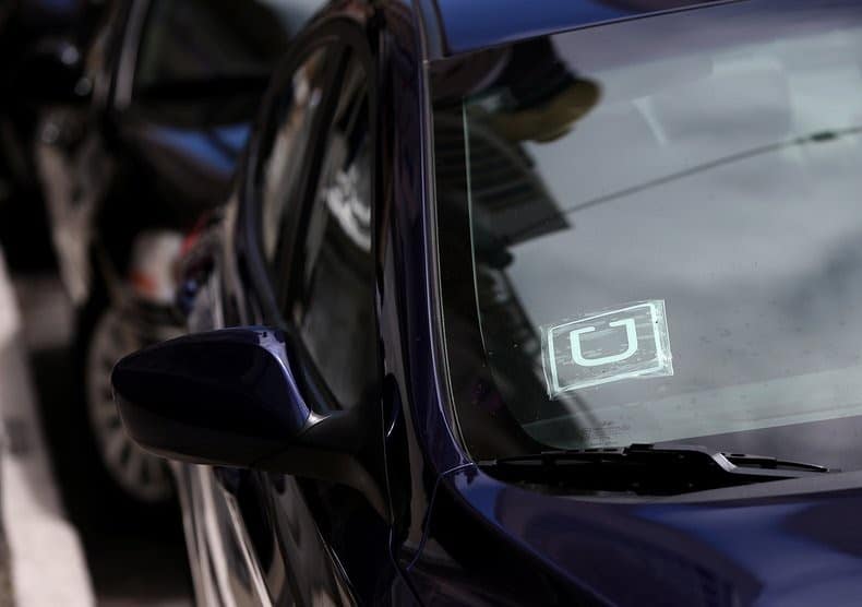 Uber cria serviço de aluguel de carros
