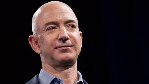 Jeff Bezos quer construir uma base industrial na Lua