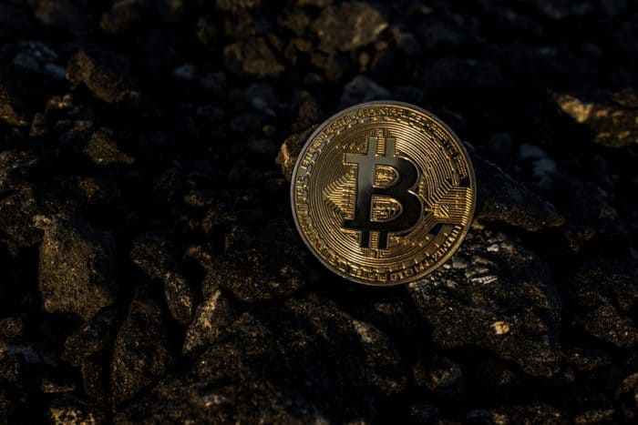 Apple proíbe mineração de criptomoedas na App Store