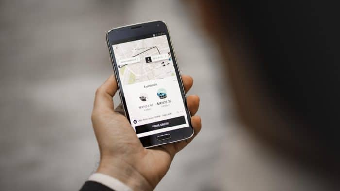 Uber realiza testes de tarifa baixa com passageiros que não estão com pressa
