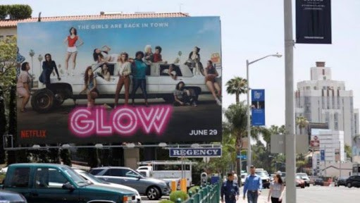Netflix investe em outdoors de Hollywood