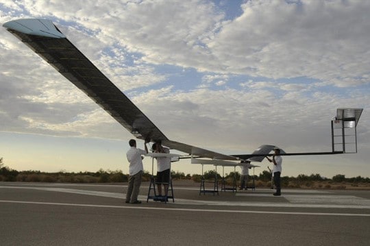 Aeronave movida a energia solar quebra recorde de voo contínuo
