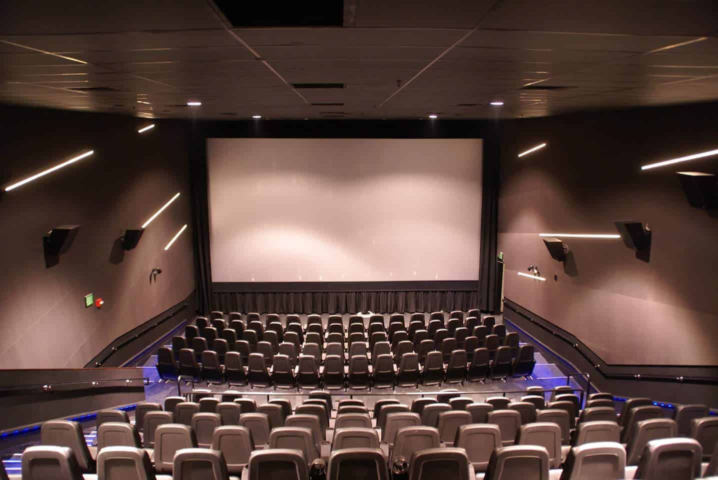 Amazon pode comprar rede de cinemas