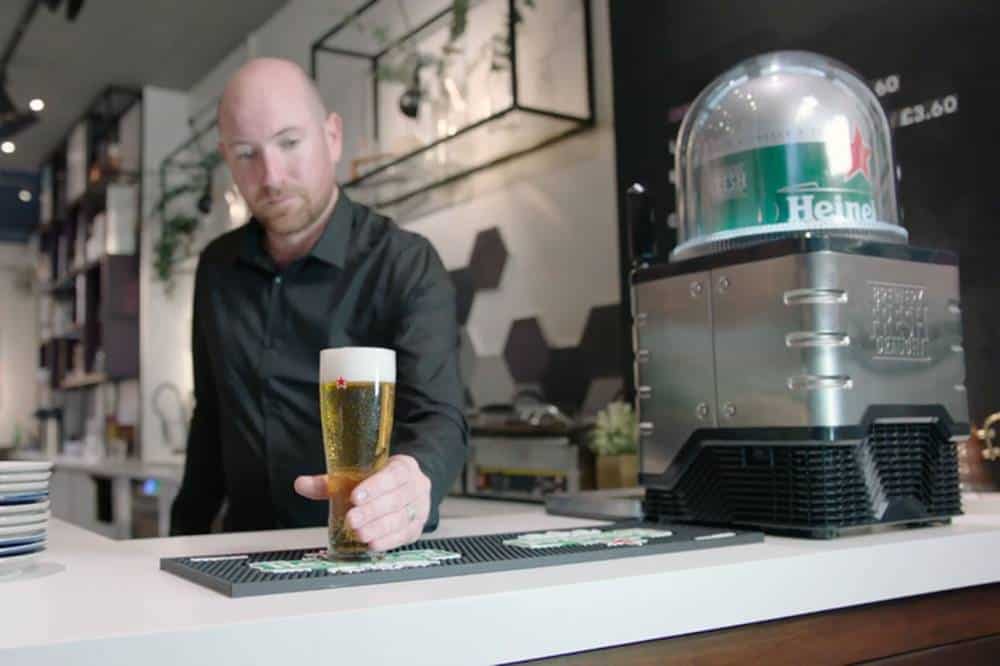 Heineken lança máquina que faz até oito litros chope por cápsula