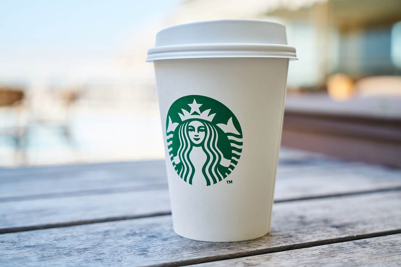 Starbucks se une com a Alibaba para impulsionar vendas na China