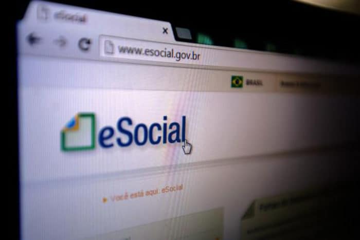 Receita Federal amplia o prazo para cadastro no eSocial