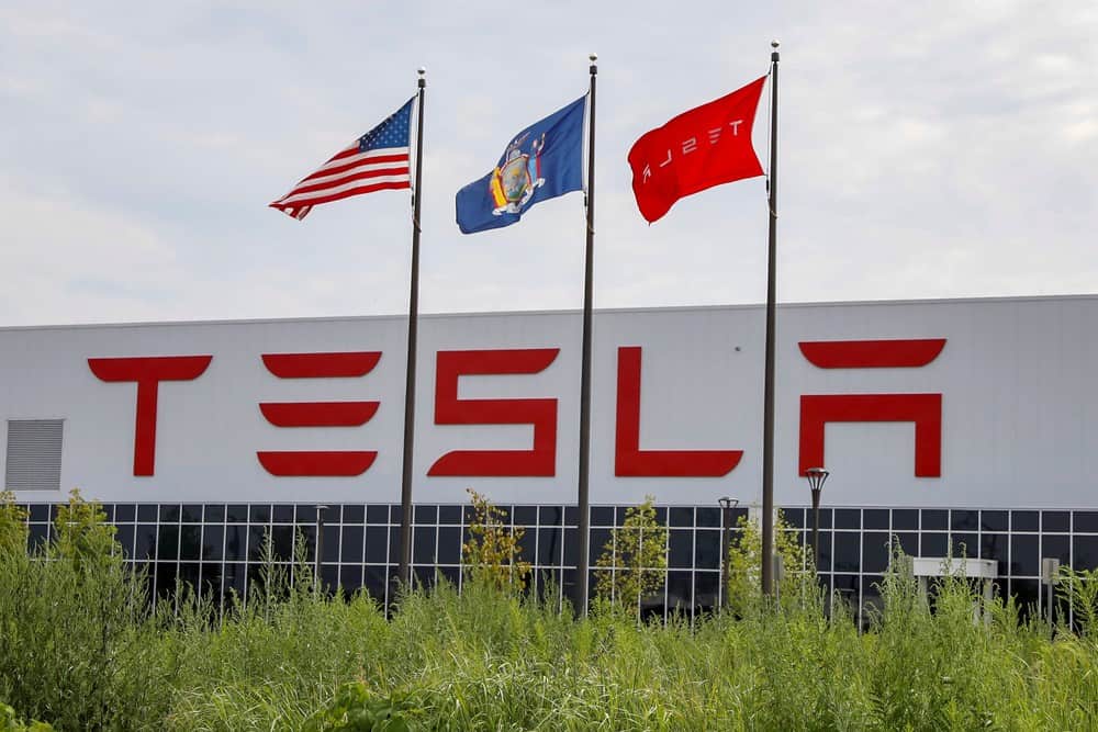 Tesla cria unidade financeira em Xangai