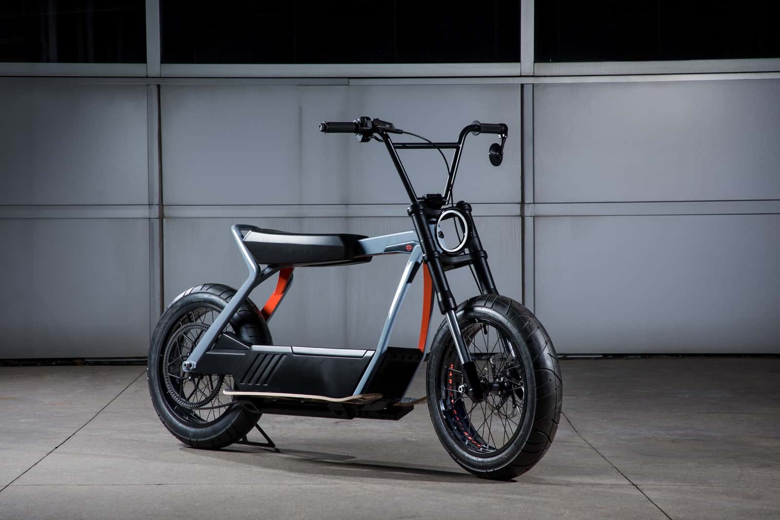 Harley-Davidson revela scooter e bicicleta elétricas