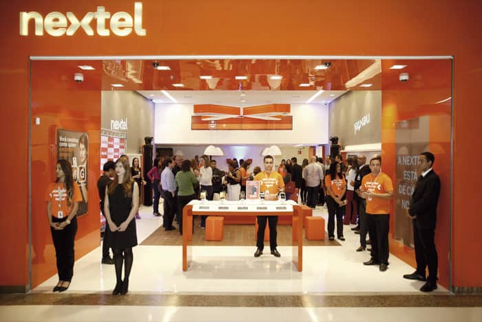 América Móvil anuncia compra da Nextel no Brasil