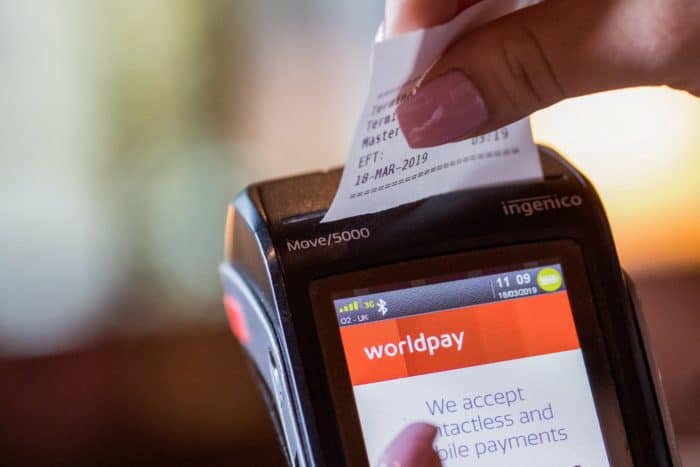 FIS adquire Worldpay e cria gigante global de tecnologia financeira
