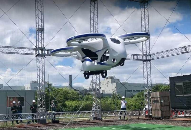 Carro voador é testado no Japão