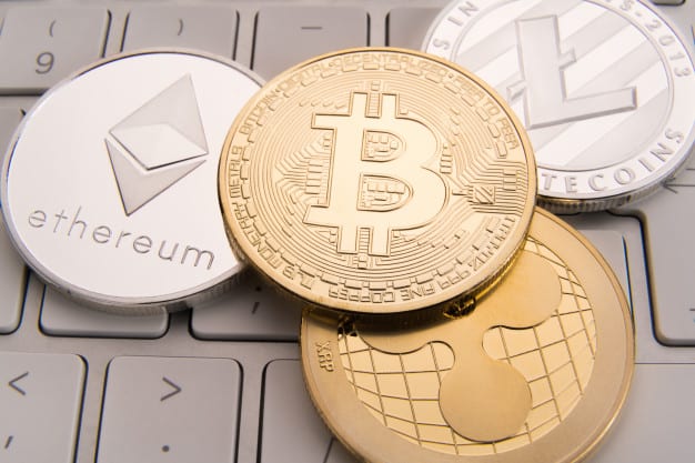 Câmara dos Deputados reúne representantes de bancos para debater mercado de moedas virtuais