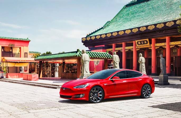 Tesla recebe licença para produção de carros elétricos na China