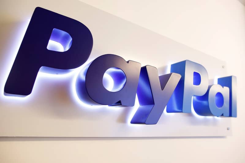 PayPal deixa associação de moeda digital do Facebook