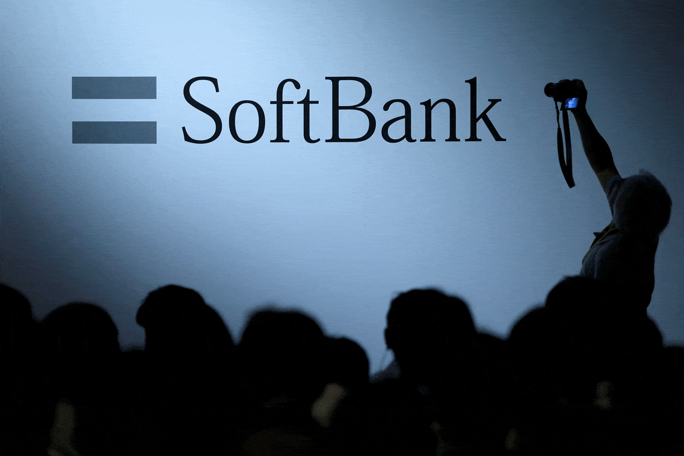 SoftBank vai investir US$500 milhões em fundos de venture capital na América Latina