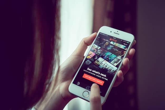 Comissão aprova proposta para Netflix e outras plataformas investirem 10% da receita em produções nacionais