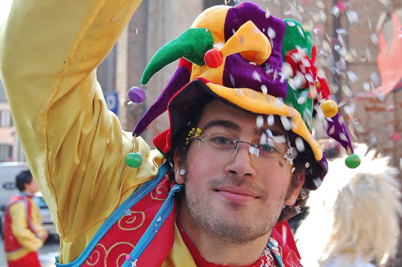 Rappi vai entregar fantasias e bebidas no Carnaval