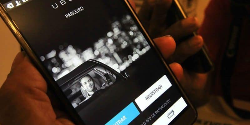 Tribunal da França reconhece status de funcionário a motorista da Uber