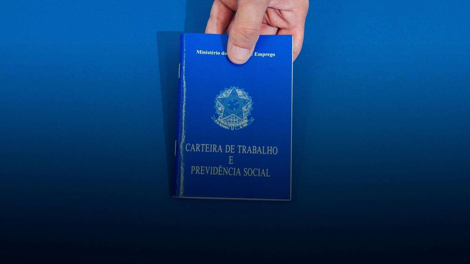 Bolsonaro diz que vai reeditar MP do Contrato Verde e Amarelo