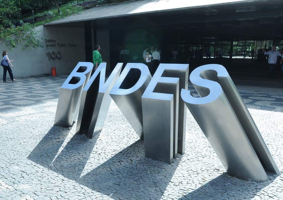 BNDES quer investir em fundos de fintech