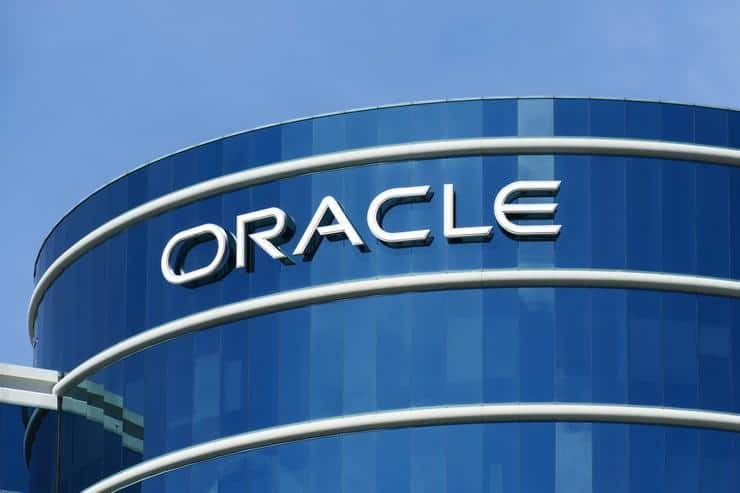 Oracle ganha contrato da Zoom para serviço de chamadas de vídeo