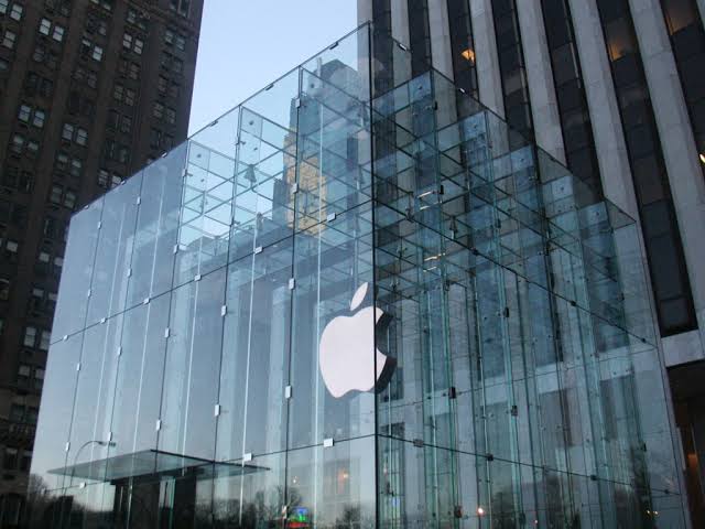 Apple atinge maior valor de mercado da história da companhia