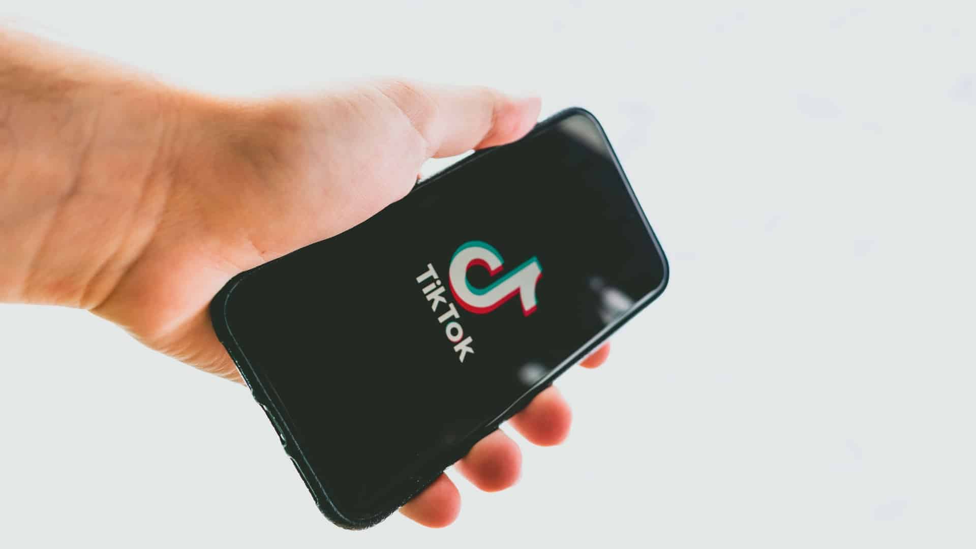 Novela TikTok: Oracle entra em negociações para compra aplicativo nos EUA