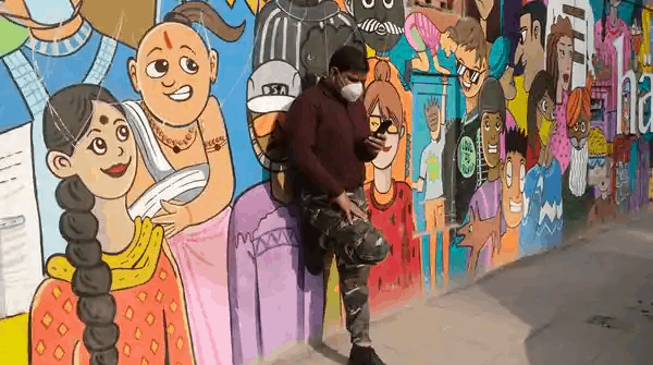 Clone indiano do TikTok recebe aporte de investidores como Google e Microsoft