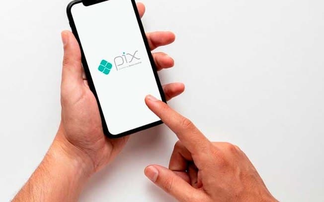 Empregadores domésticos agora podem pagar DAE por meio do Pix