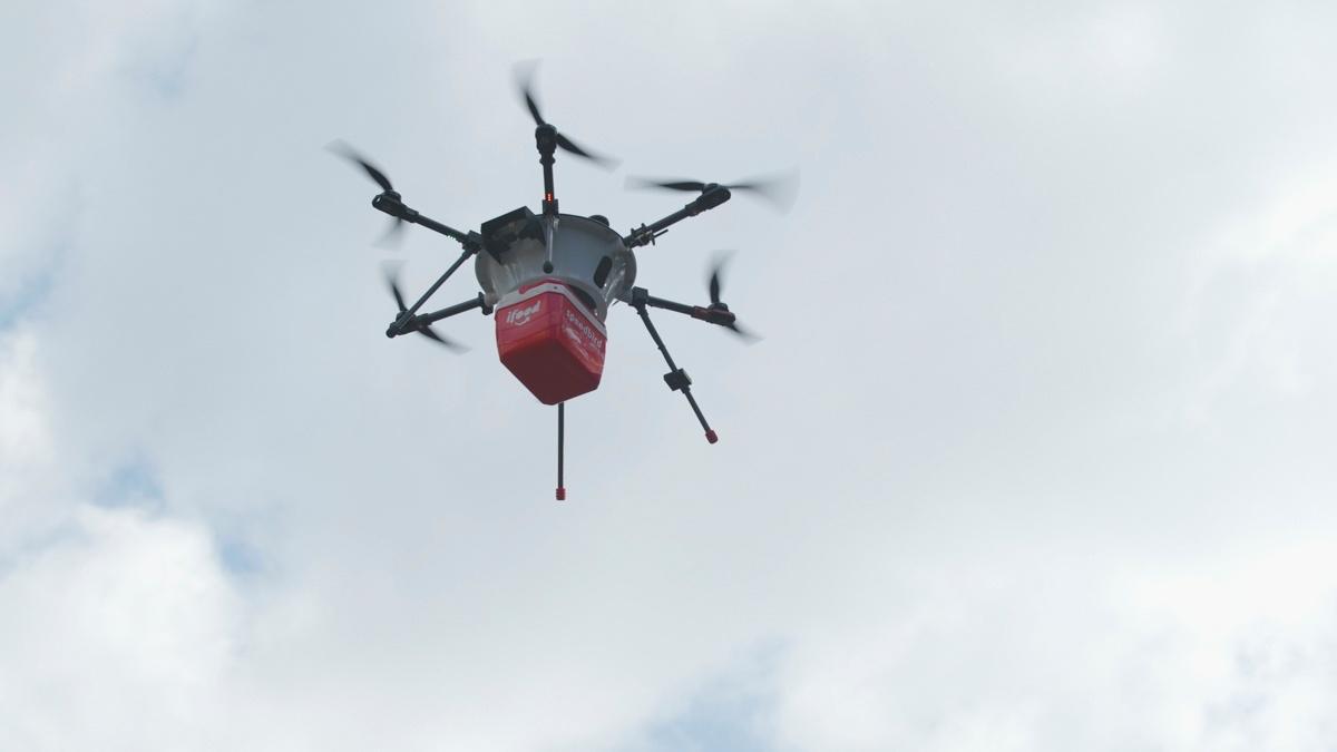 FAA anuncia regras para entregas de encomendas por drones