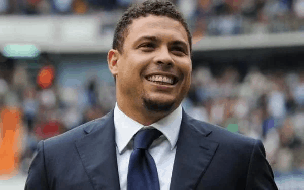 Ronaldo Fenômeno cria holding para acelerar investimentos em eSportes