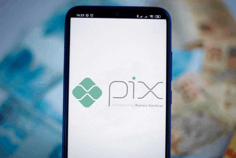 Banco Central aumenta limite para transferência via Pix
