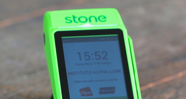 Cade autoriza compra de 50% do Reclame Aqui pela Stone