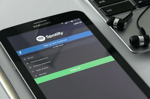 Spotify compra Podsights e Chartable