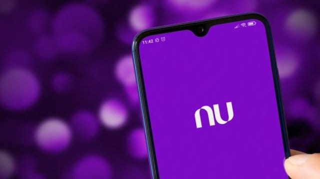 Nubank lança seguro de celular