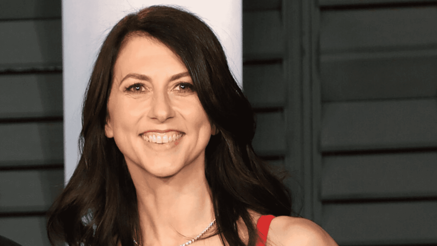 Mackenzie Scott faz doação para 15 instituições brasileiras