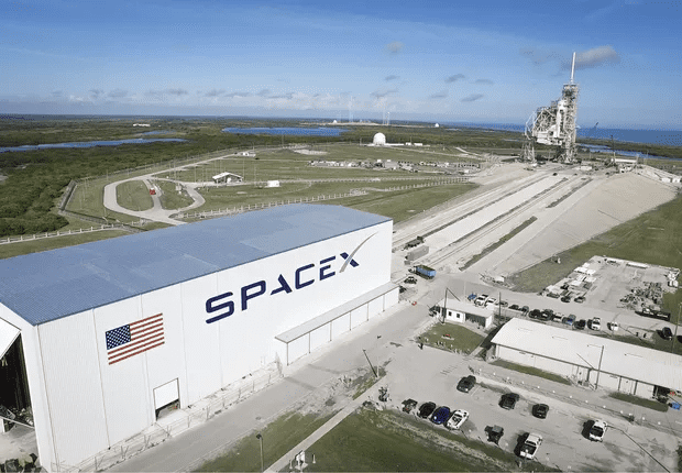 Tribunal dos EUA mantém plano de implantação de satélite da SpaceX