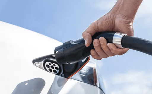 Prefeitura de São Paulo vai restituir parte do IPVA de carro elétrico