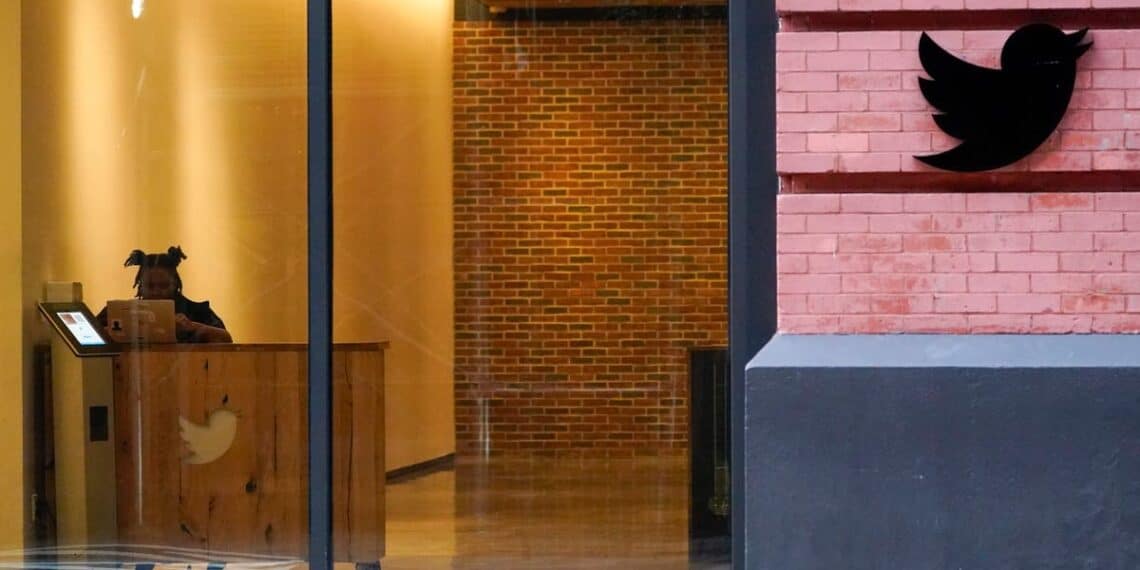 Musk encerra trabalho remoto no Twitter