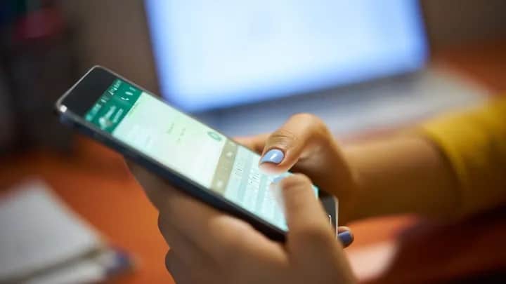 WhatsApp vai permitir que usuários enviem mensagem para o próprio contato