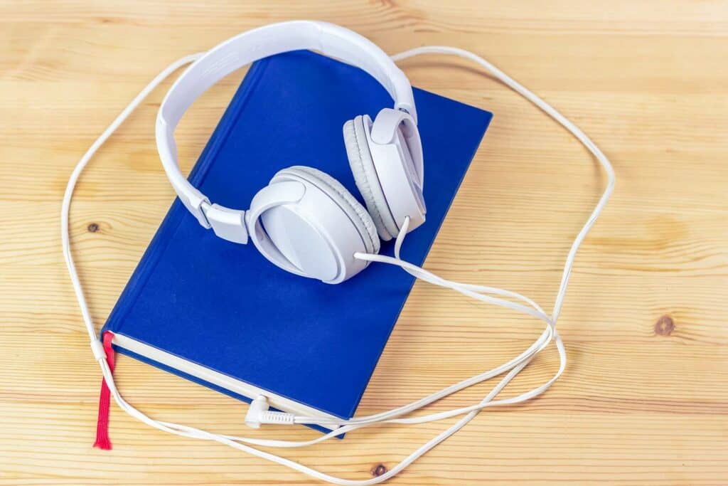 Google lança ferramenta de audiolivro com narração automática no Brasil