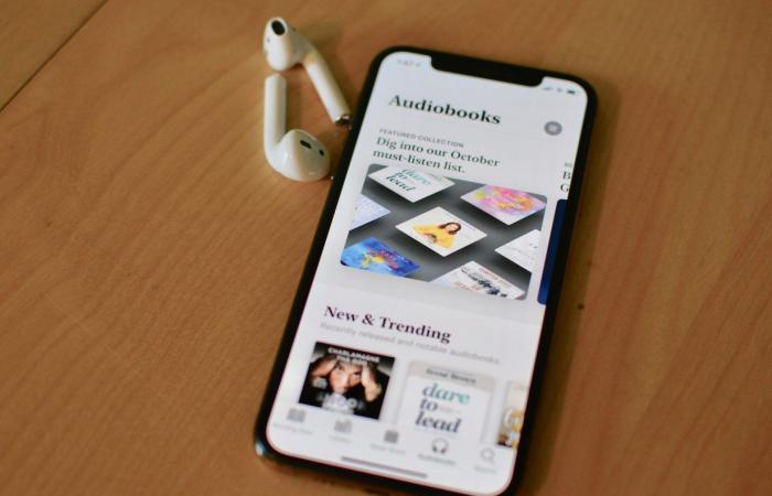 Apple lança audiolivros narrados por inteligência artificial