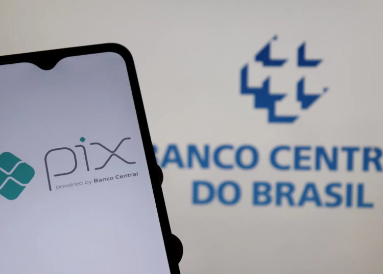 Banco Central publica resolução com regras de transparência relacionadas ao Pix