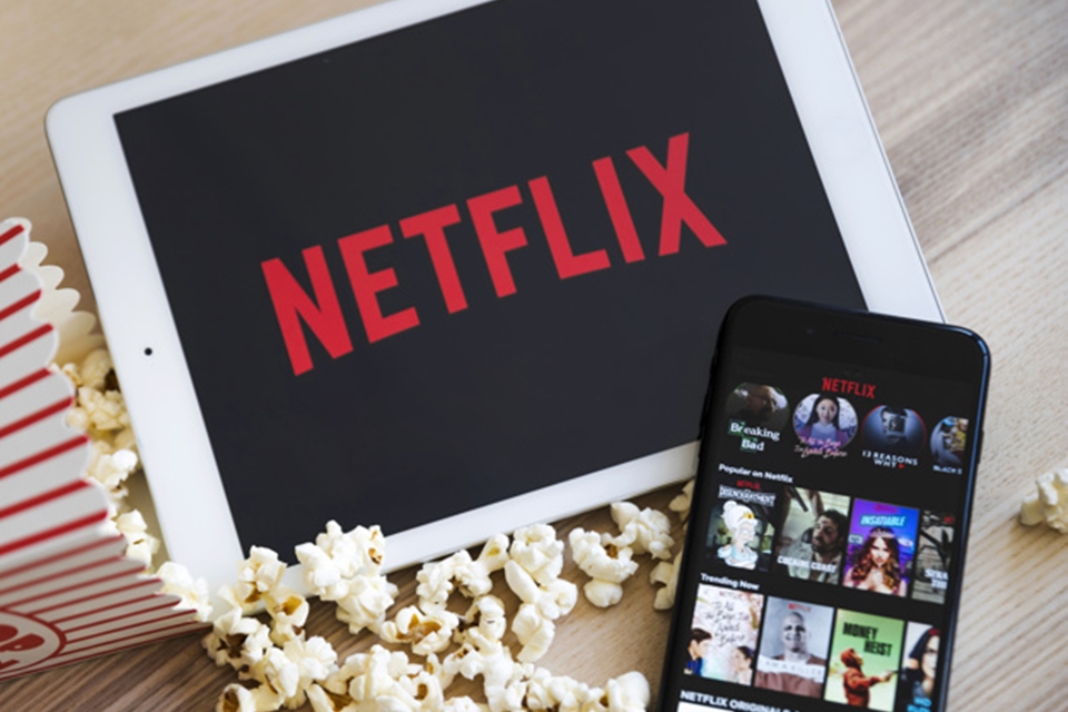 Netflix vai remover plano básico no Brasil e aumentar assinatura nos Estados Unidos