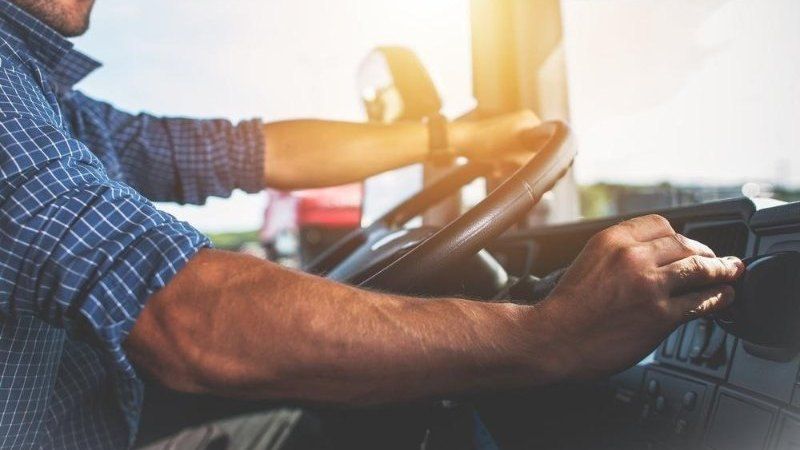 Motorista XP anuncia holding que abrange Ajudante XP e Academia XP