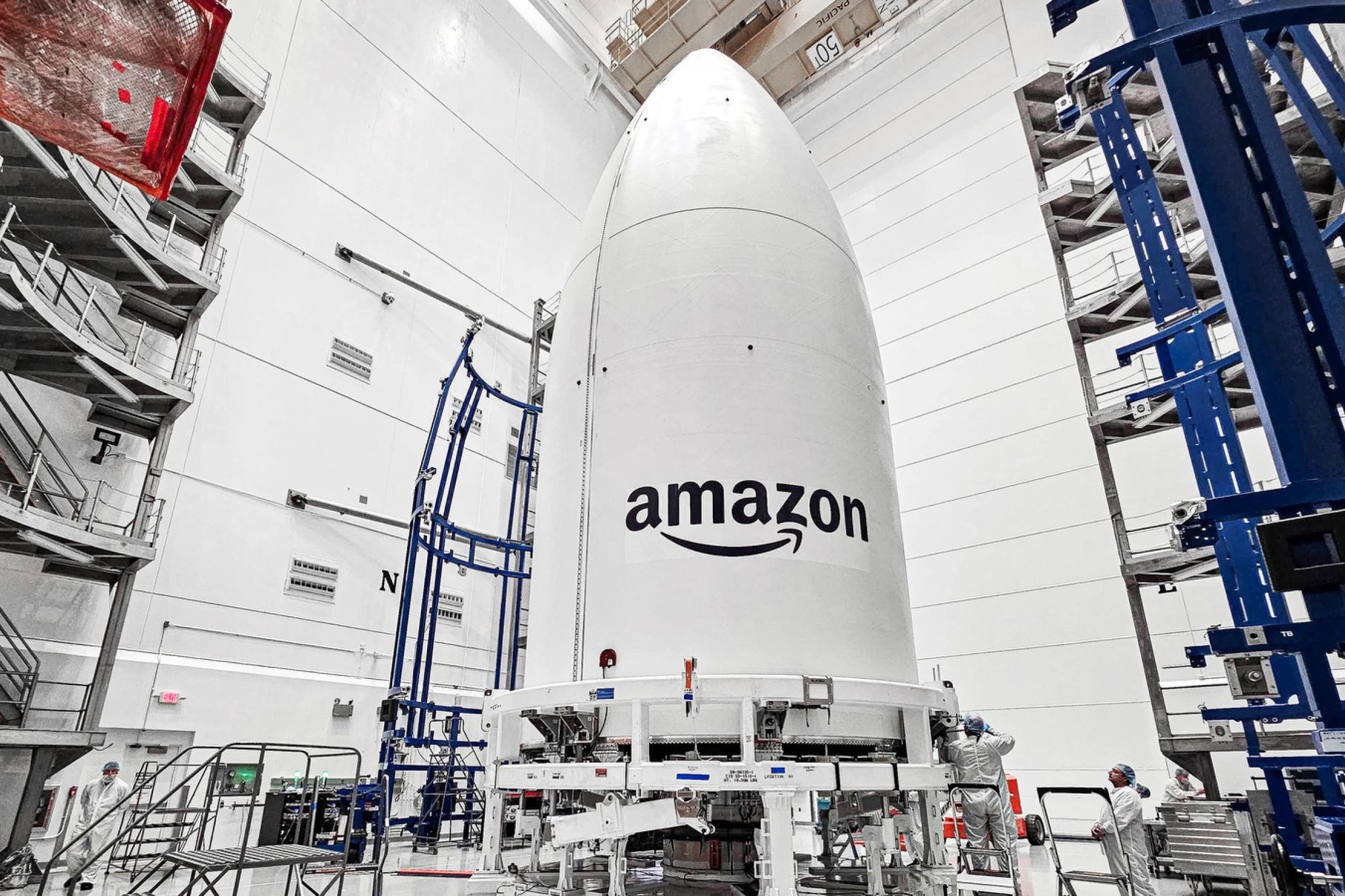 Amazon anuncia parceria para trazer internet via satélite ao Brasil